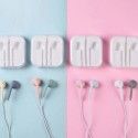 New a-006 two color earphone 3.5 high bass music mobile phone voice earplug in ear wired earphone
